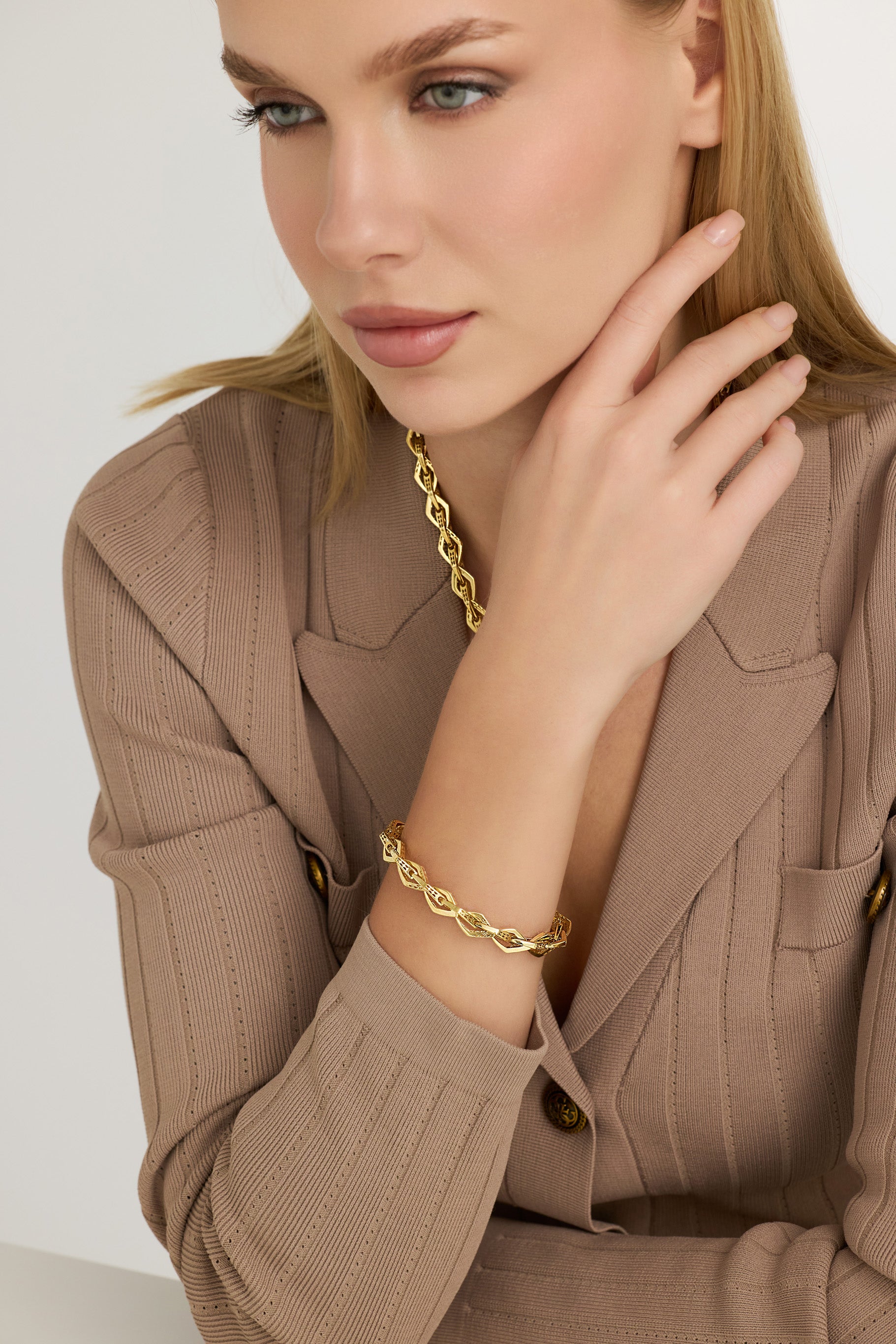 Geometrik Geçişli Modern Geniş Bileklik