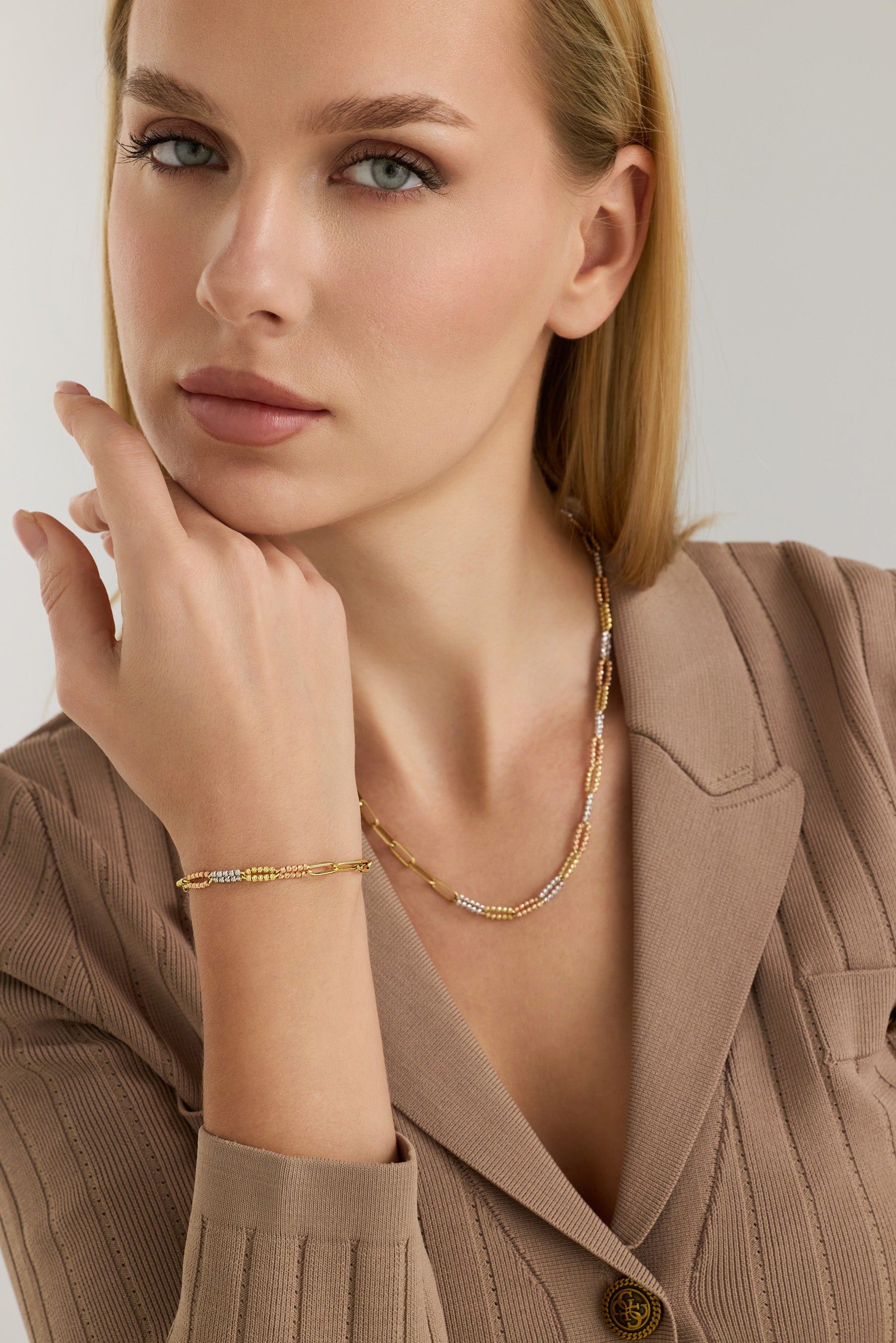 Işıltılı Toplu ve Ataç Zincir Tasarım Bileklik