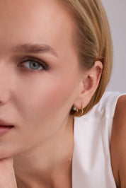 Altın Minimalist Kalp Form Halka Küpe