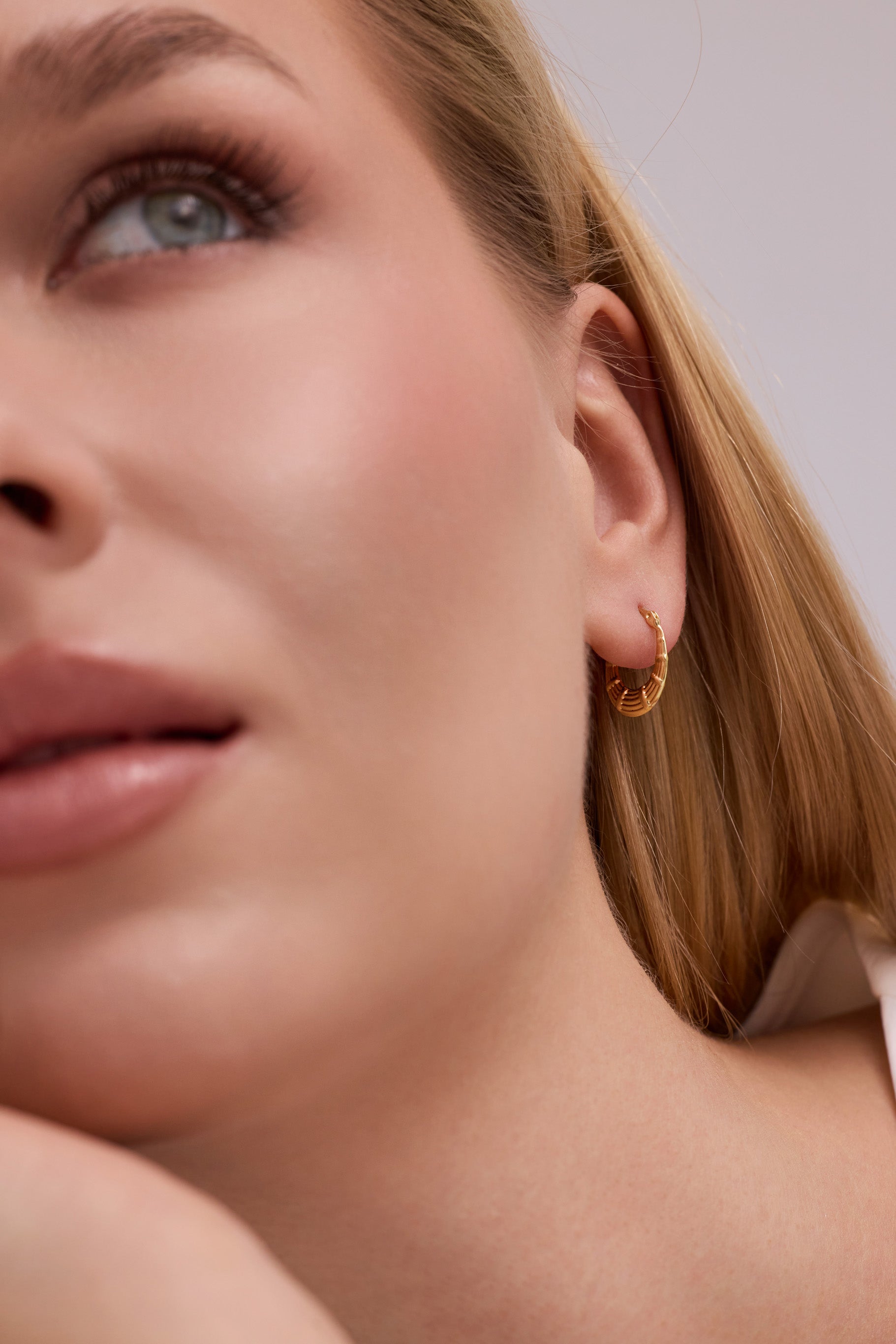 Altın Bambu Model Halka Küpe