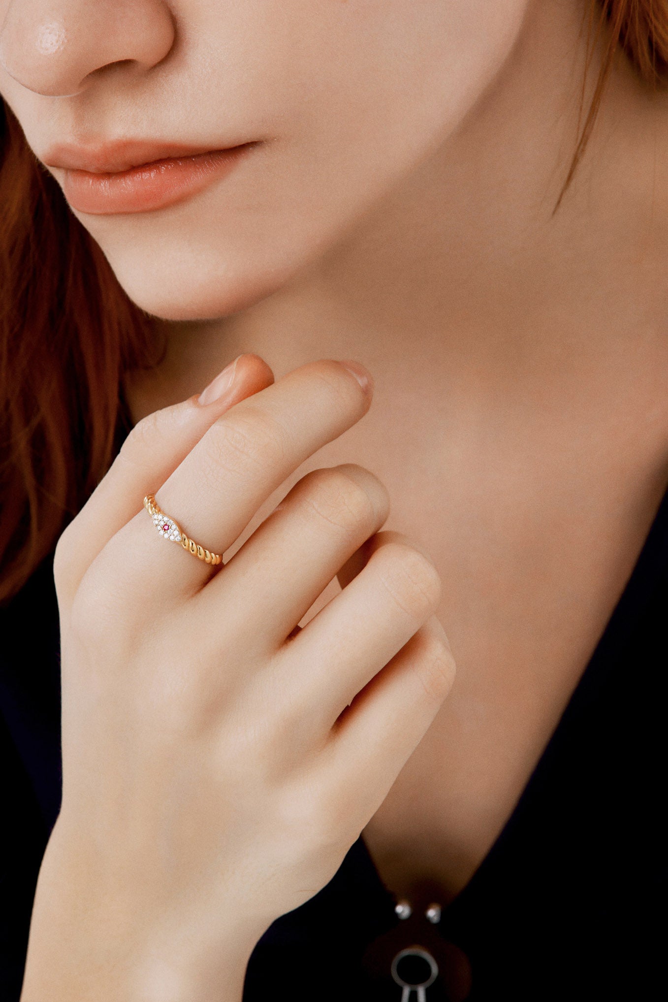 Pembe Taşlı Nazar Gözü Tasarım Burgu Yüzük