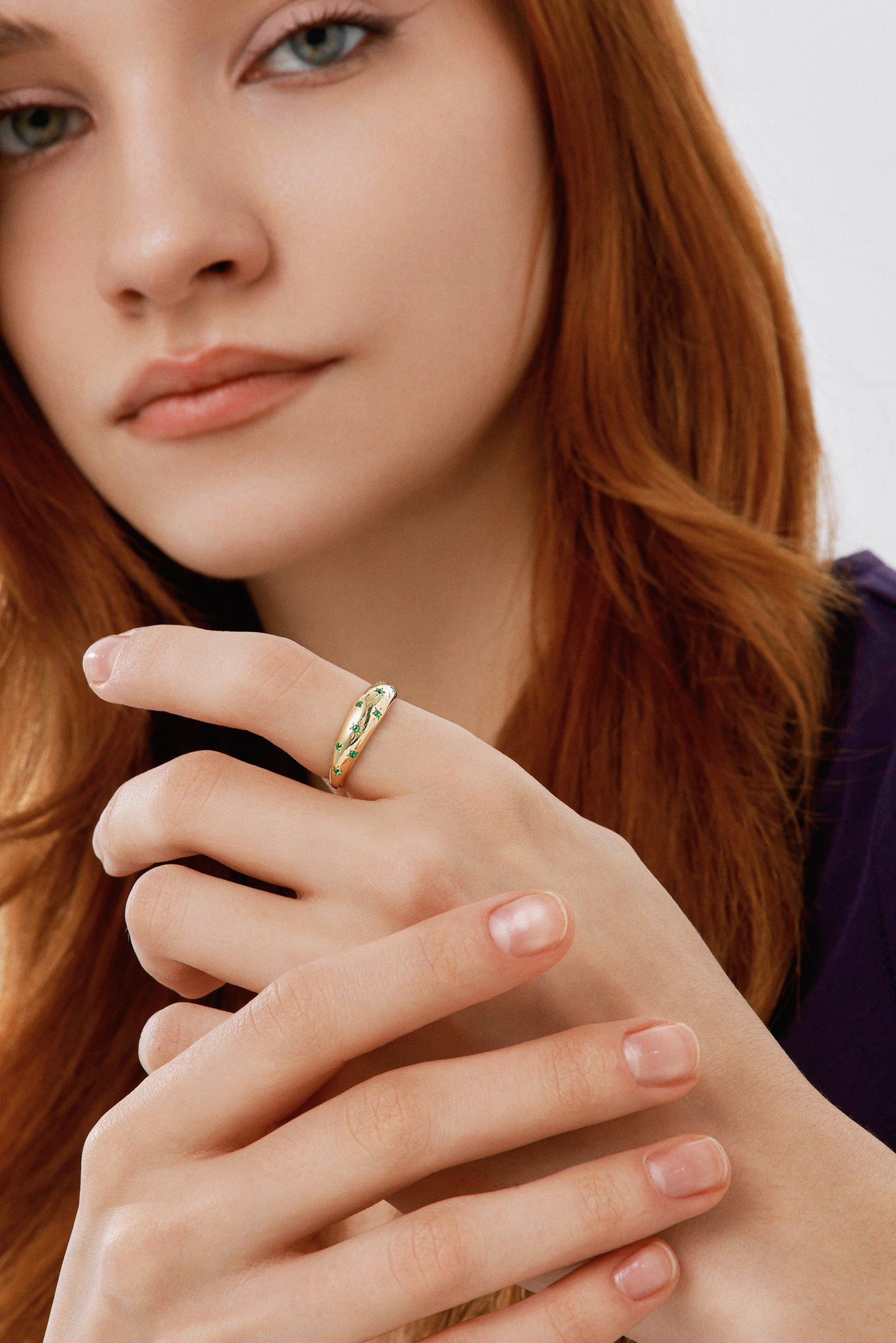 Yeşil Taşlı Yıldız Bombeli Yüzük