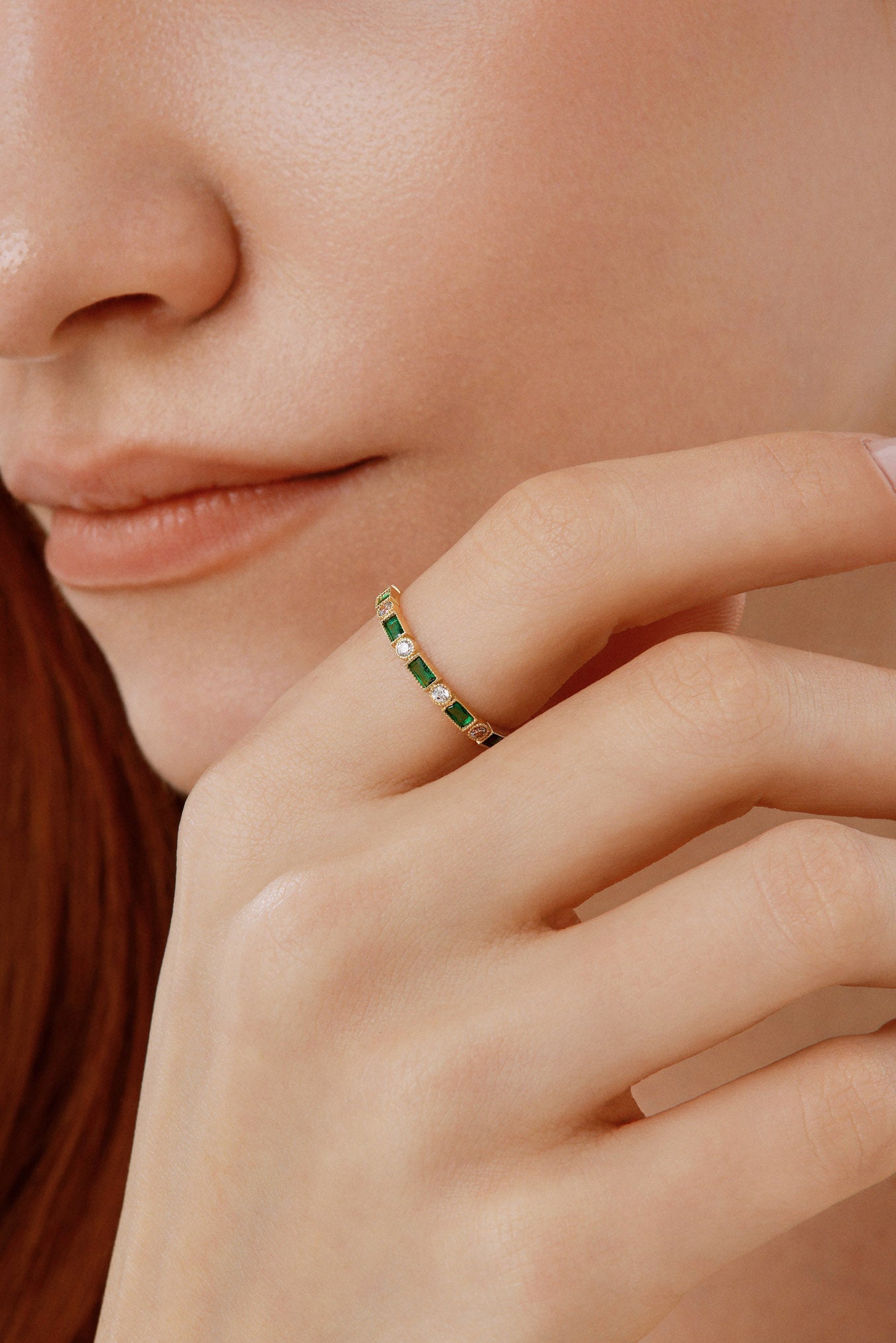 Geometrik Işıltılı Renkli Sıralı Yüzük