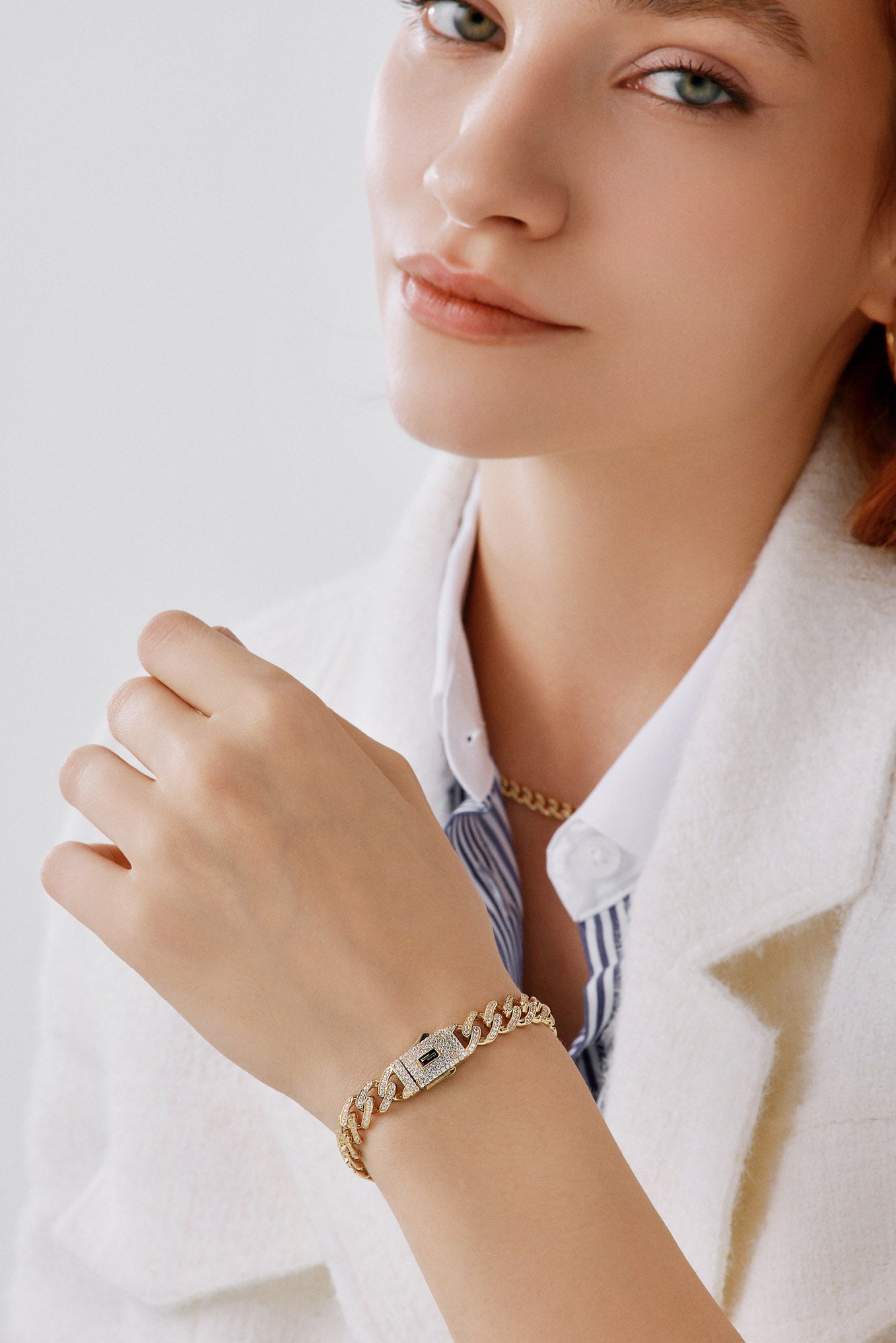 Tamamı Taşlı Lüks Zincir Bileklik